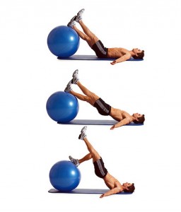 Leg curl medecine ball